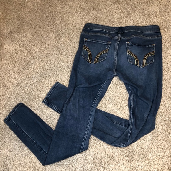 Hollister Skinny Jeans - Picture 6 of 8